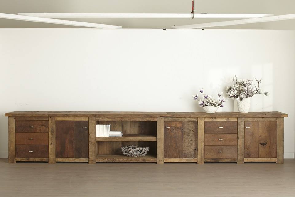 Eiken kasten opknappen: oude eiken kast verven houten schuren en ...