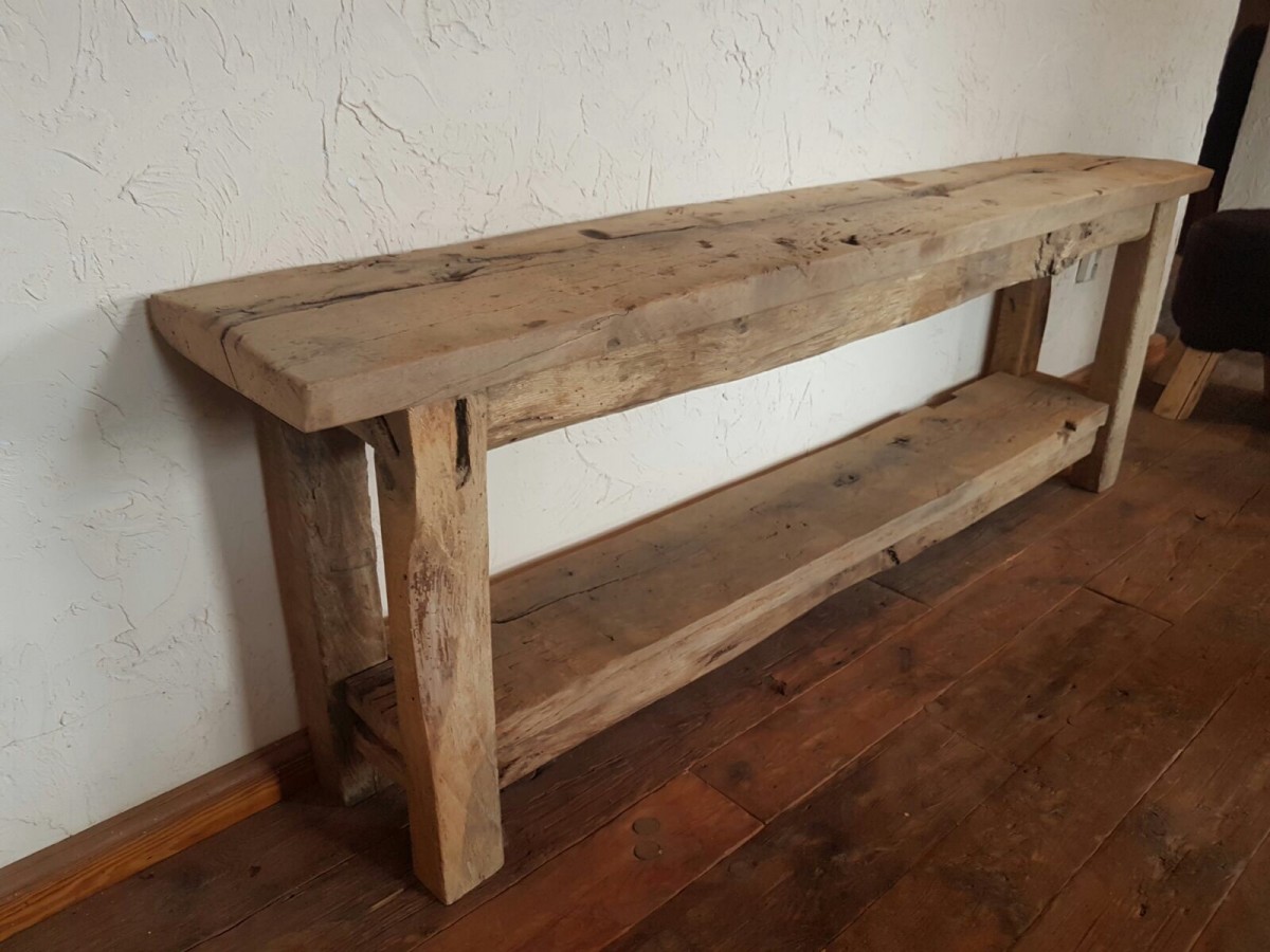 Oud sidetable van natuurlijk eiken hout – Gebr. de Ruiter